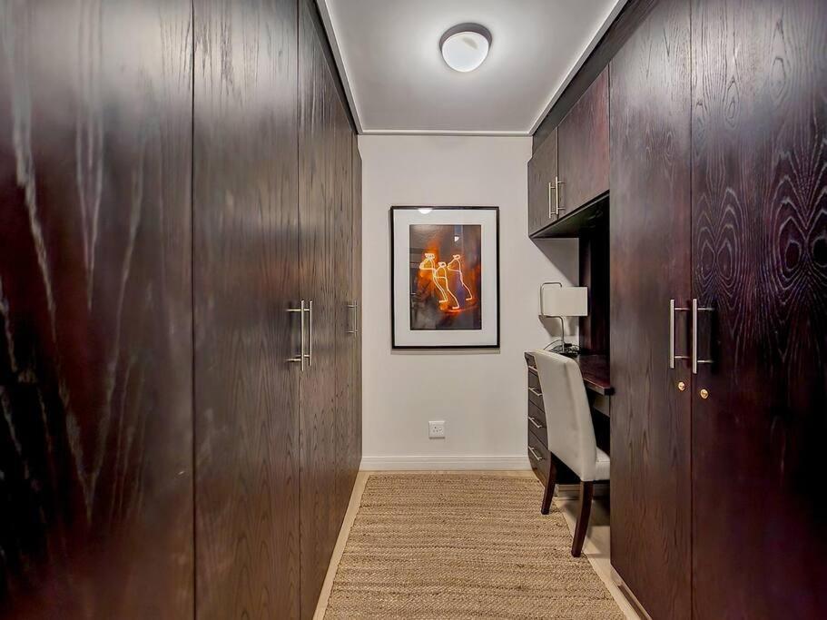 Cozy And Stylish With Exceptional Views! Apartment Cape Town Exterior photo
